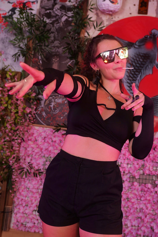 Top Asymétrique "Cut Out" - Nouveauté