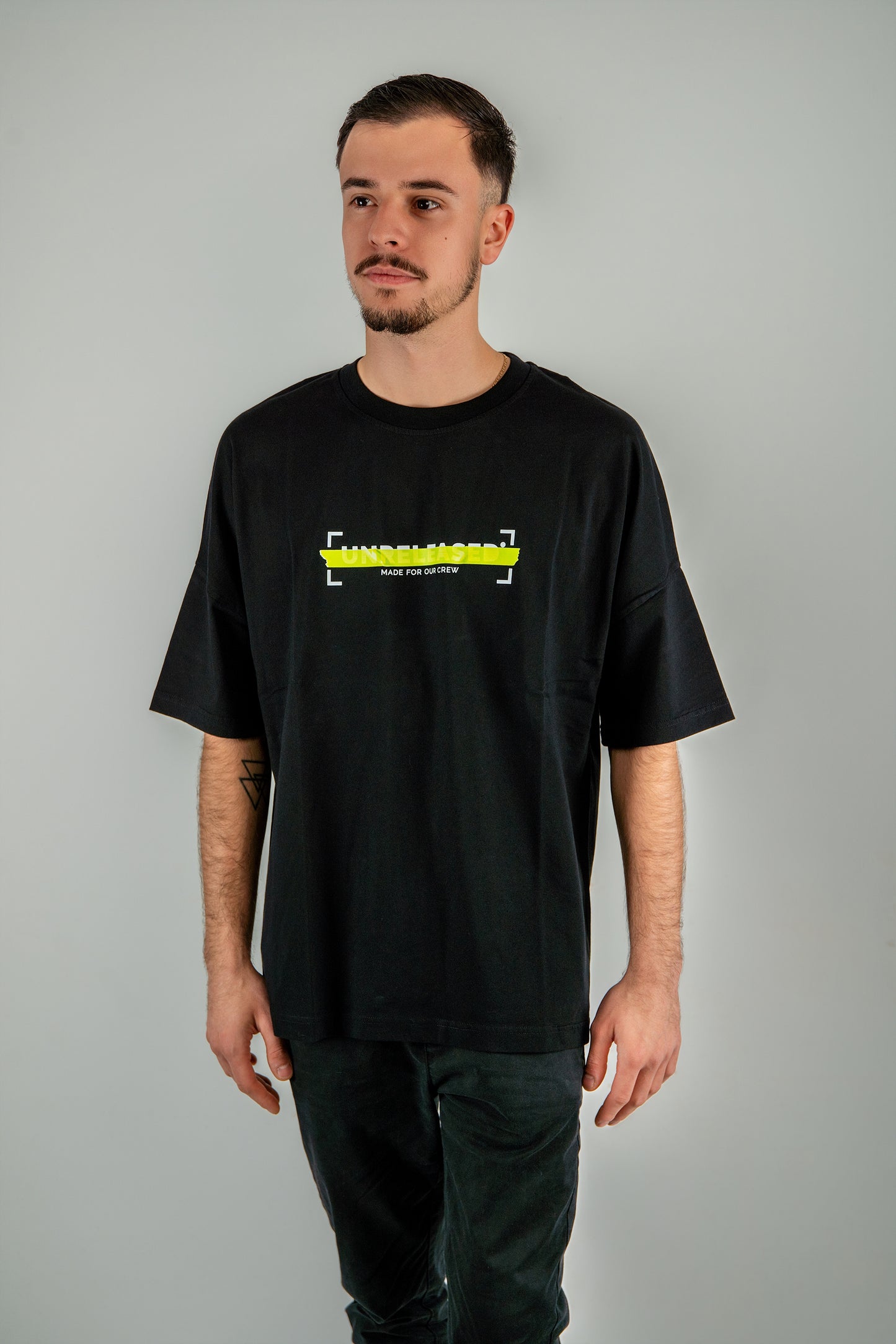 Camiseta NEGRA NO LANZADA S23 "007"